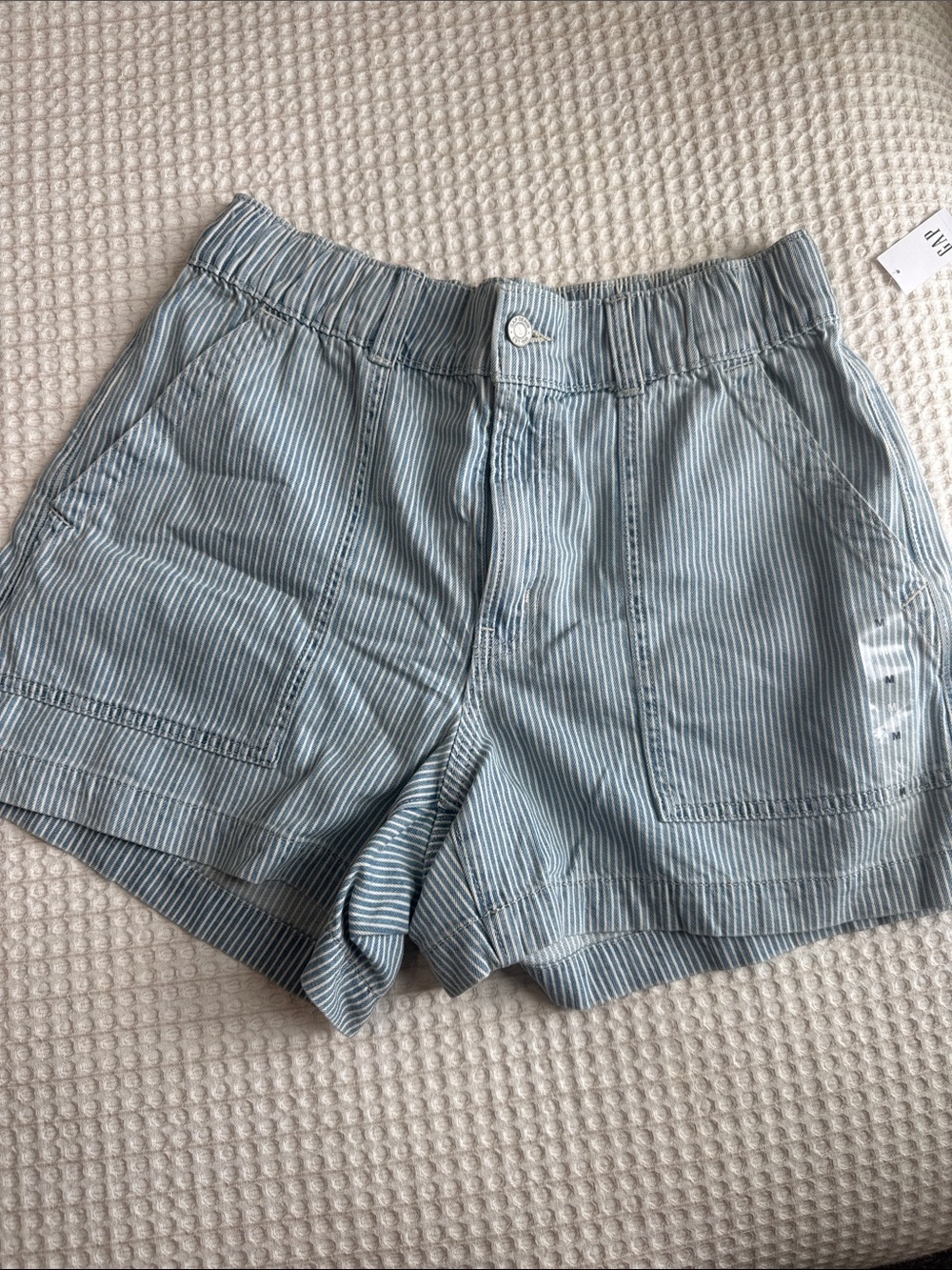 GAP Light Blue Pinstripe Women's Elastic-Waist Jean Shorts